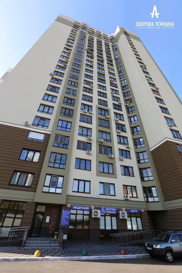 Видовая На 25 Этаже Kiev Luaran gambar